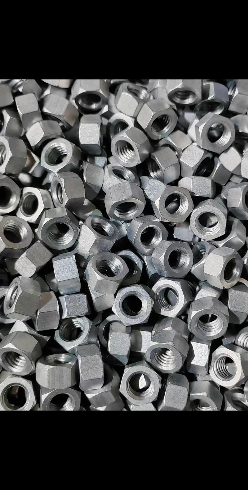 寶雞華瑞隆有色金屬制造 專業(yè)實(shí)體廠家，鑄就有色金屬供應(yīng)堅(jiān)實(shí)后盾